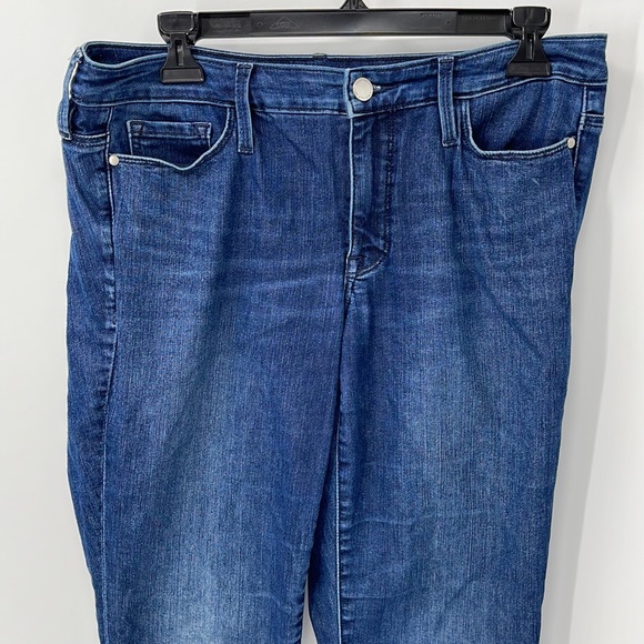 Athleta womens sculptek jeans 4 - Picture 2 of 7